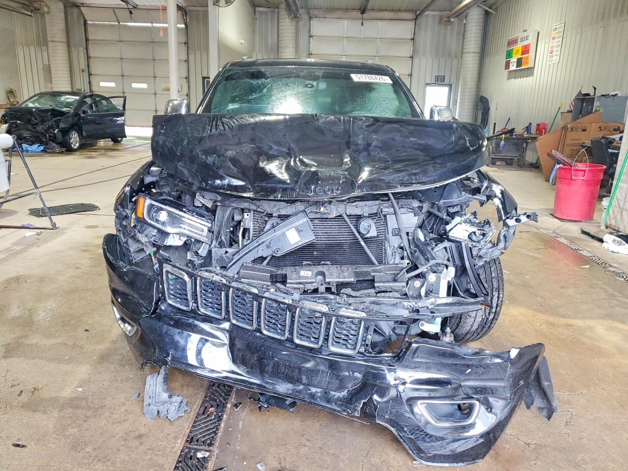 2019 JEEP GRAND CHEROKEE LIMITED photo 13
