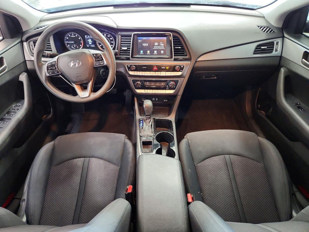 2018 HYUNDAI SONATA SE photo 8