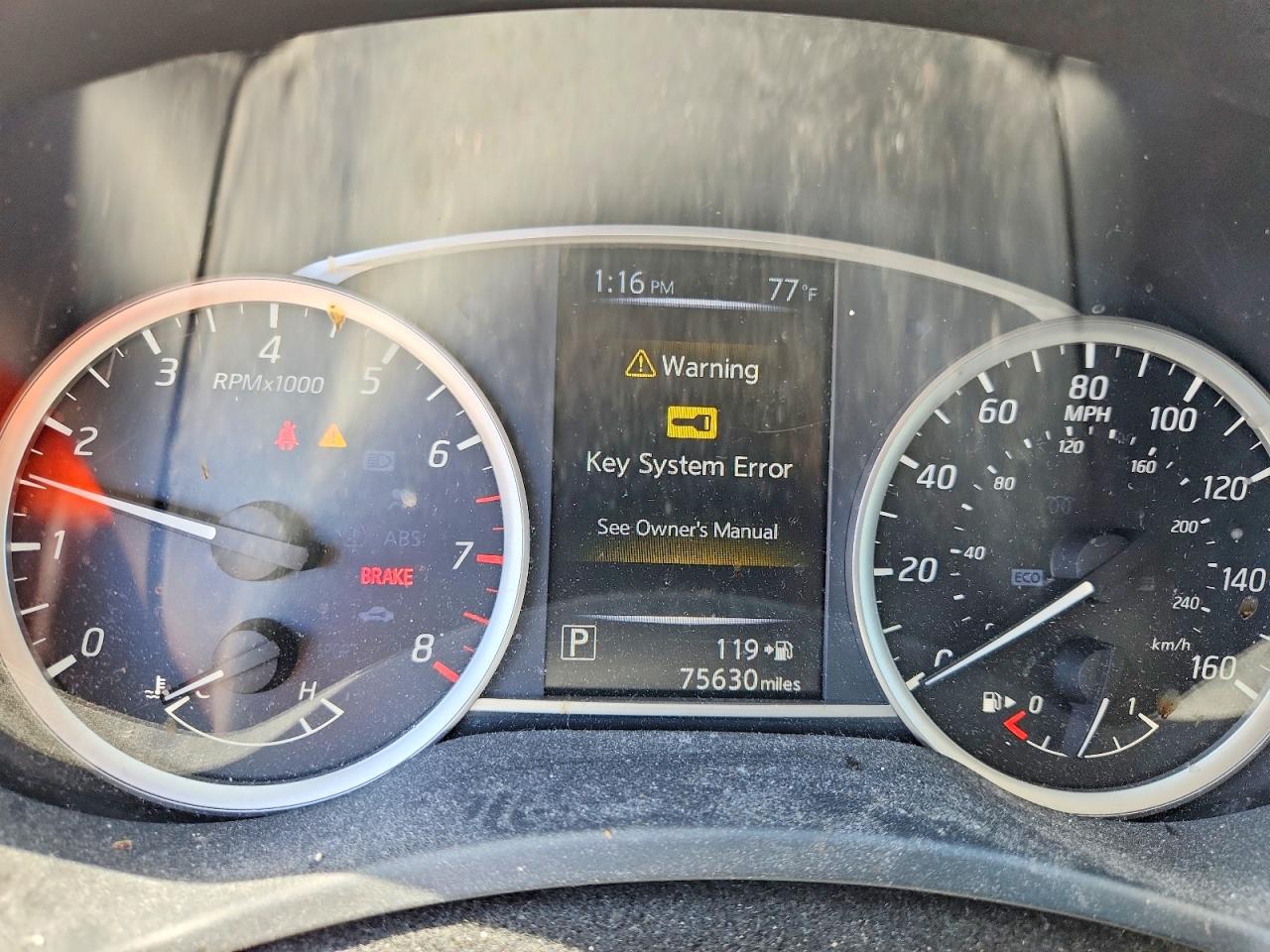 2016 NISSAN SENTRA SV photo 25
