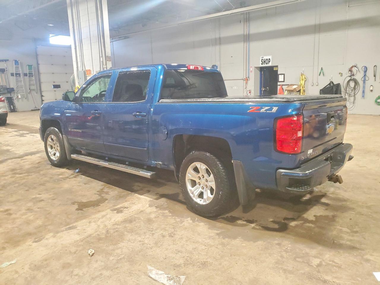 2018 CHEVROLET SILVERADO K1500 LT photo 3