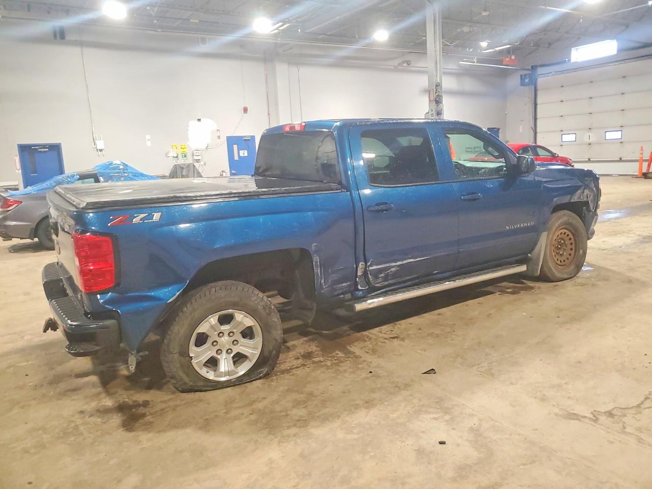 2018 CHEVROLET SILVERADO K1500 LT photo 5
