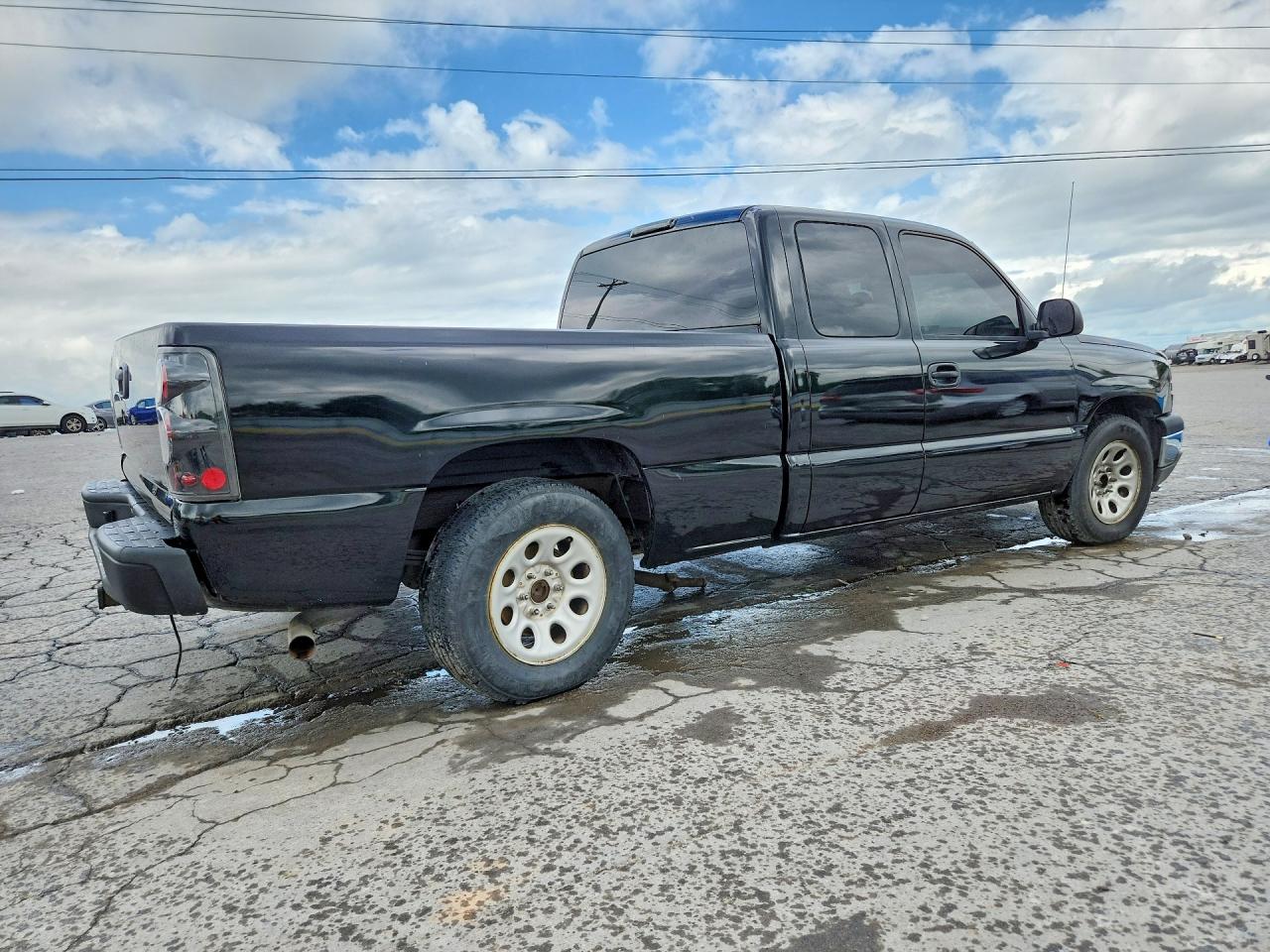 2005 CHEVROLET SILVERADO C1500 photo 5