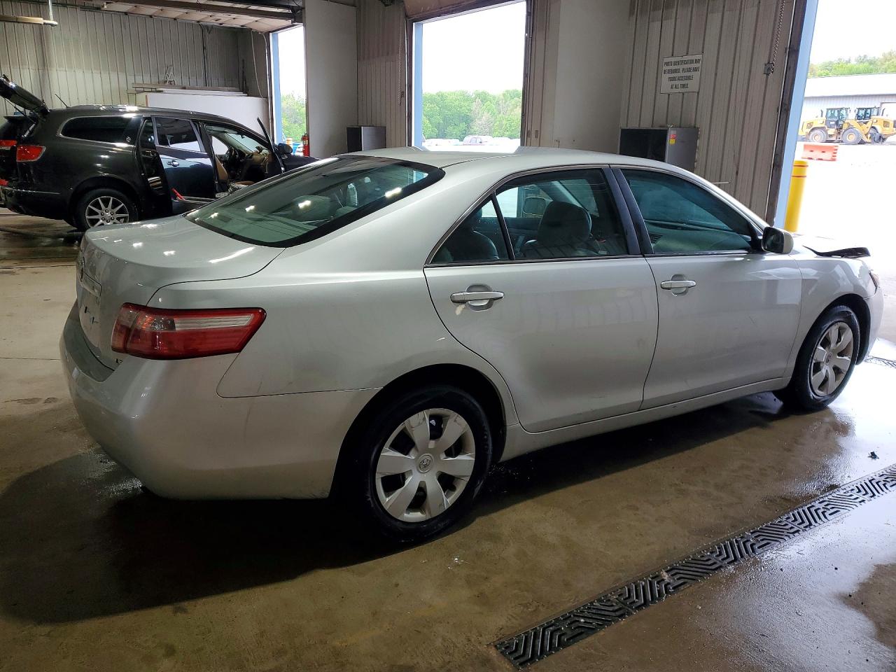 2007 TOYOTA CAMRY LE photo 7