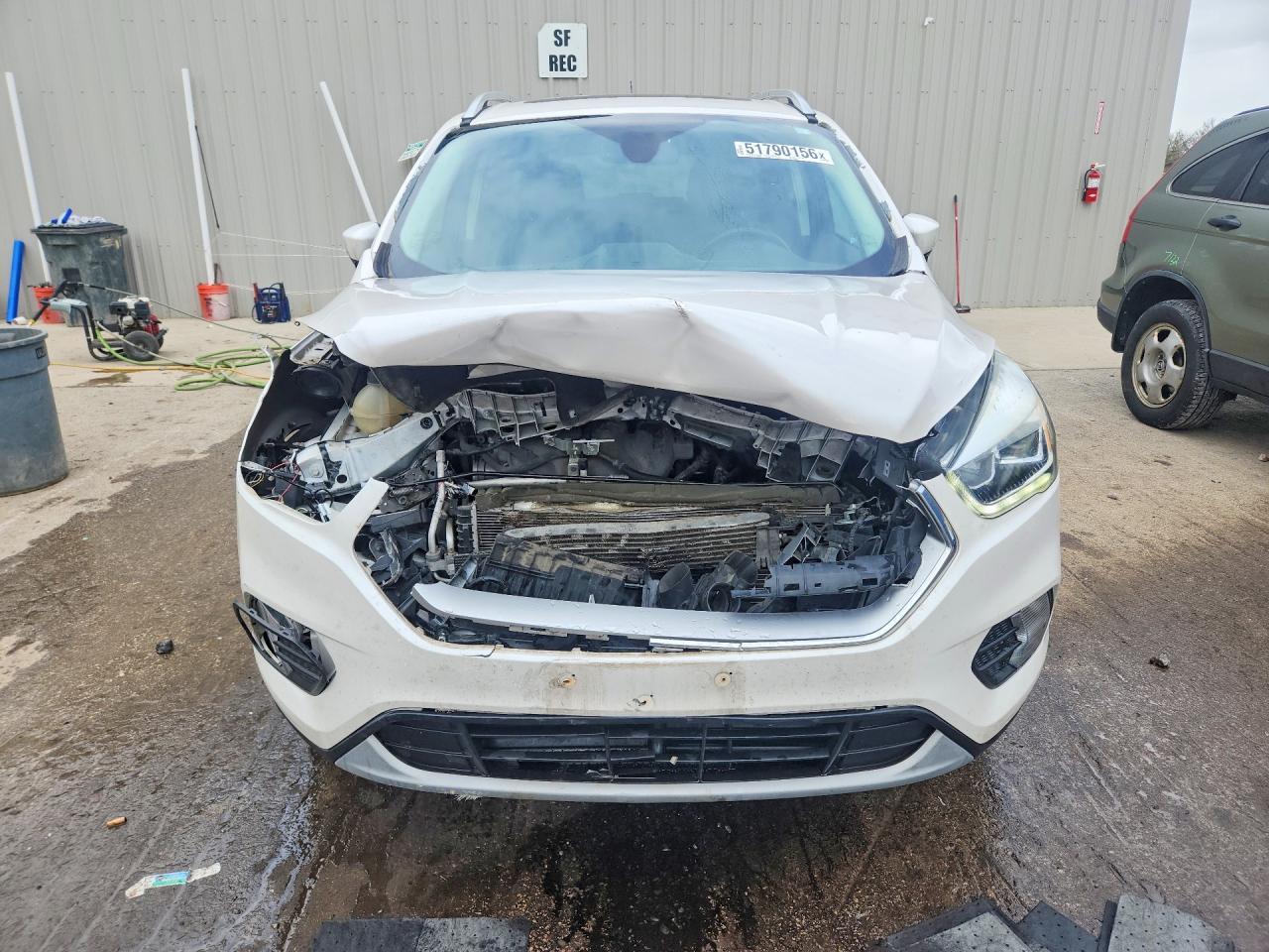 2017 FORD ESCAPE TITANIUM photo 9