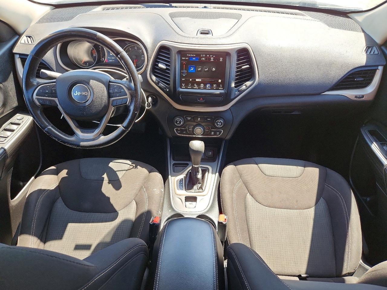 2016 JEEP CHEROKEE LATITUDE photo 15