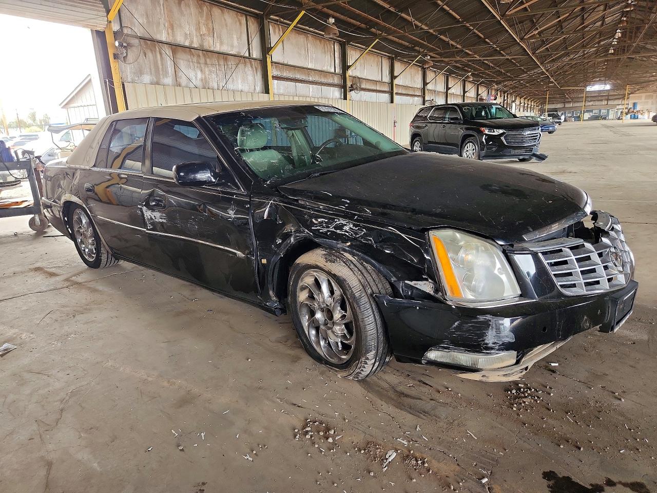 2008 CADILLAC DTS photo 10