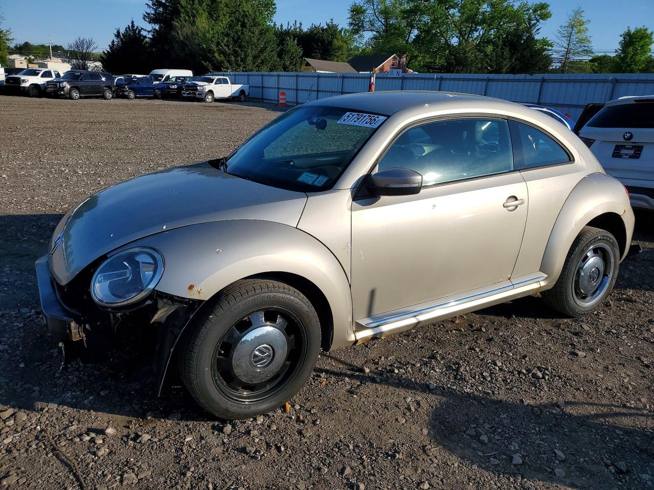 2013 VOLKSWAGEN BEETLE