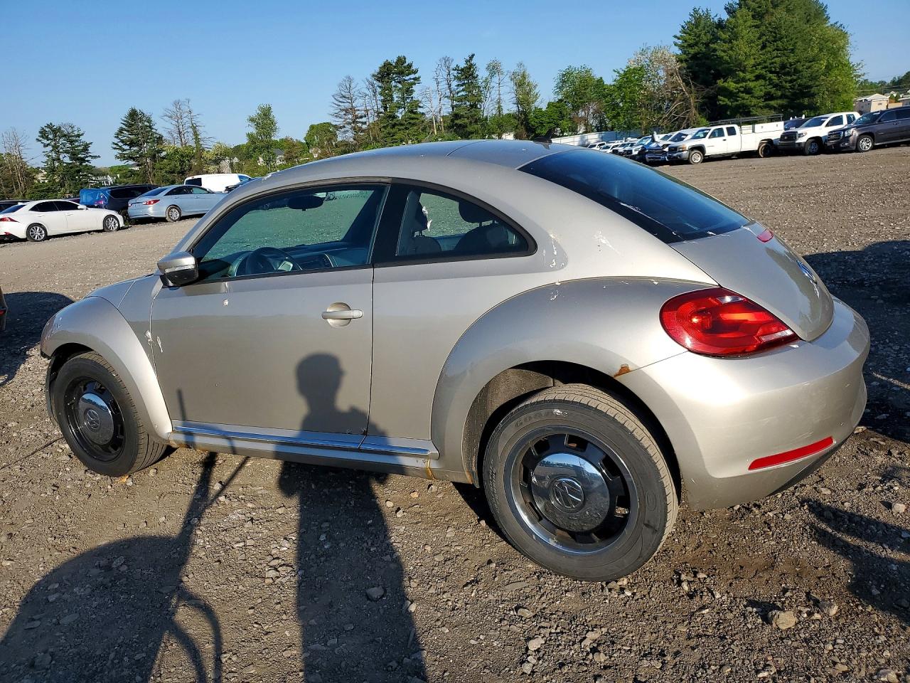 2013 VOLKSWAGEN BEETLE photo 3