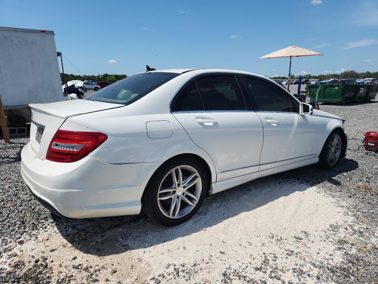 2013 MERCEDES-BENZ C 250 photo 5