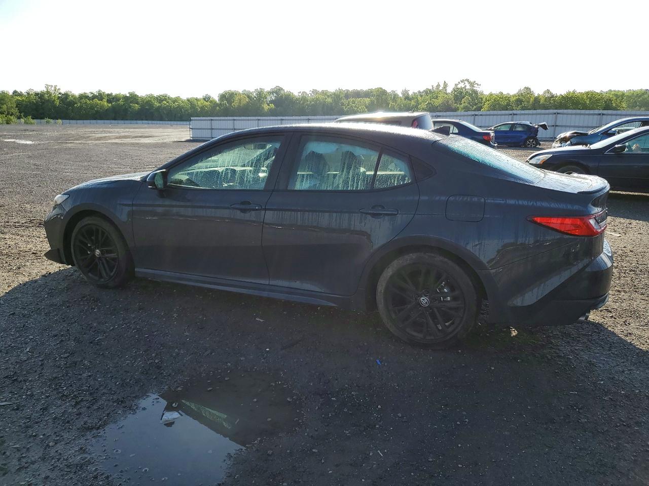 2025 TOYOTA CAMRY SE photo 3