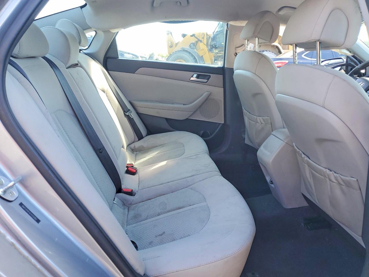 2015 HYUNDAI SONATA SE photo 19