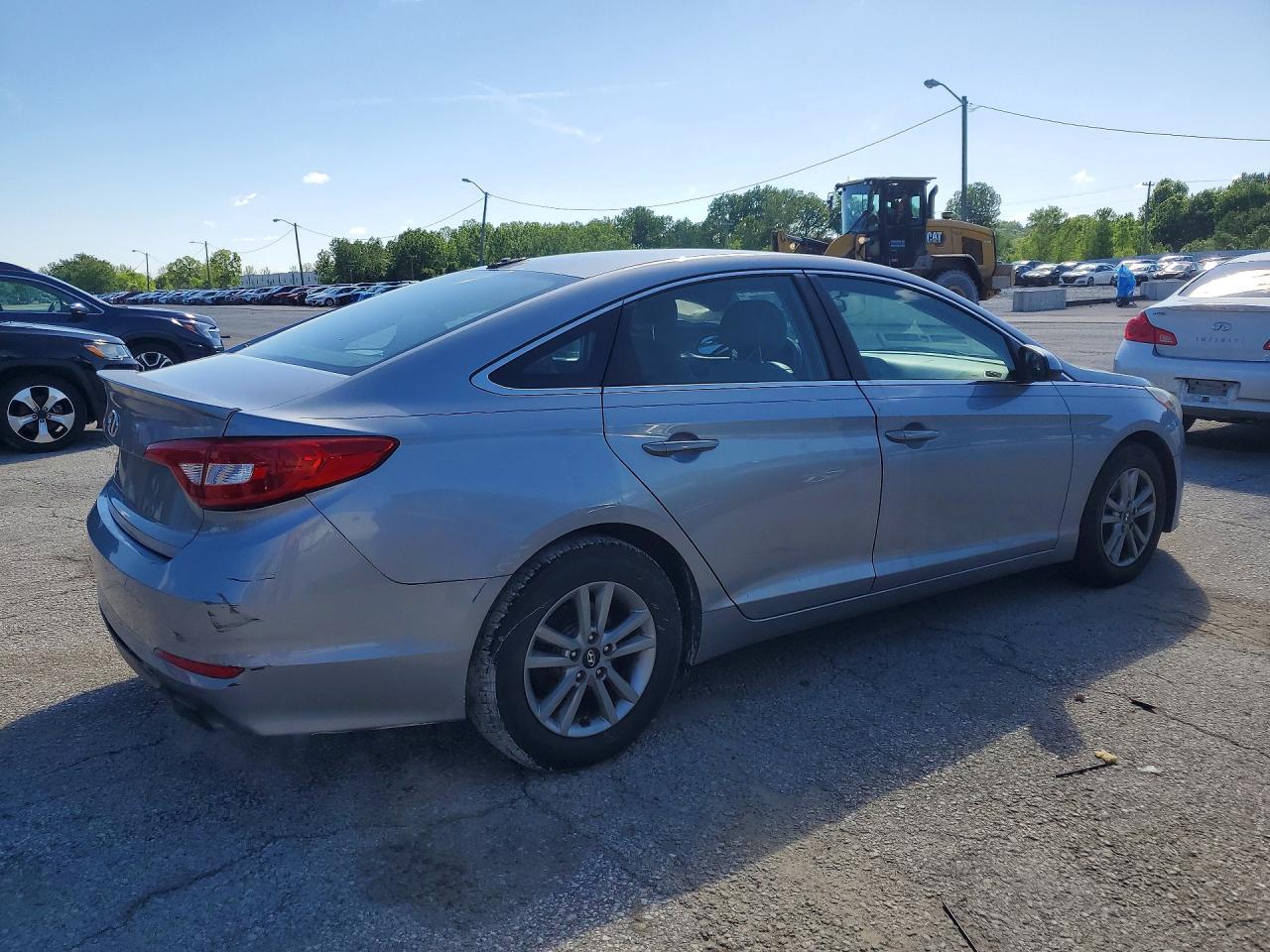 2015 HYUNDAI SONATA SE photo 5