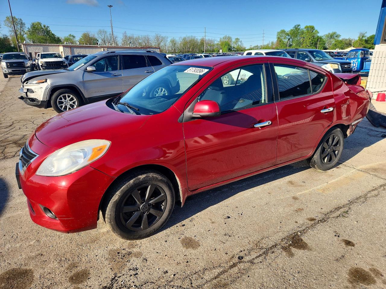 2012 NISSAN VERSA