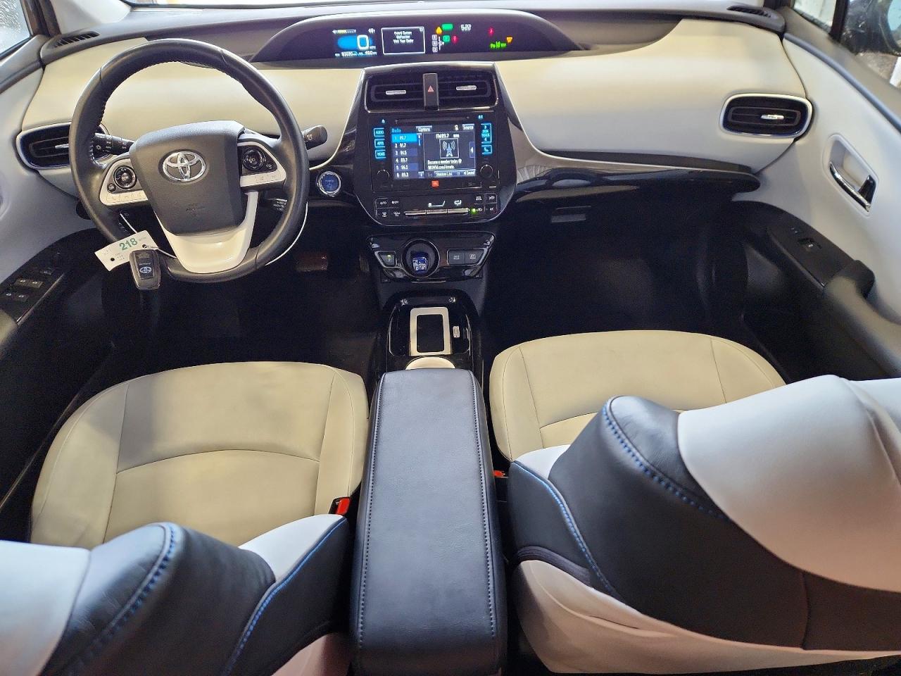 2016 TOYOTA PRIUS FOUR TOURING photo 22