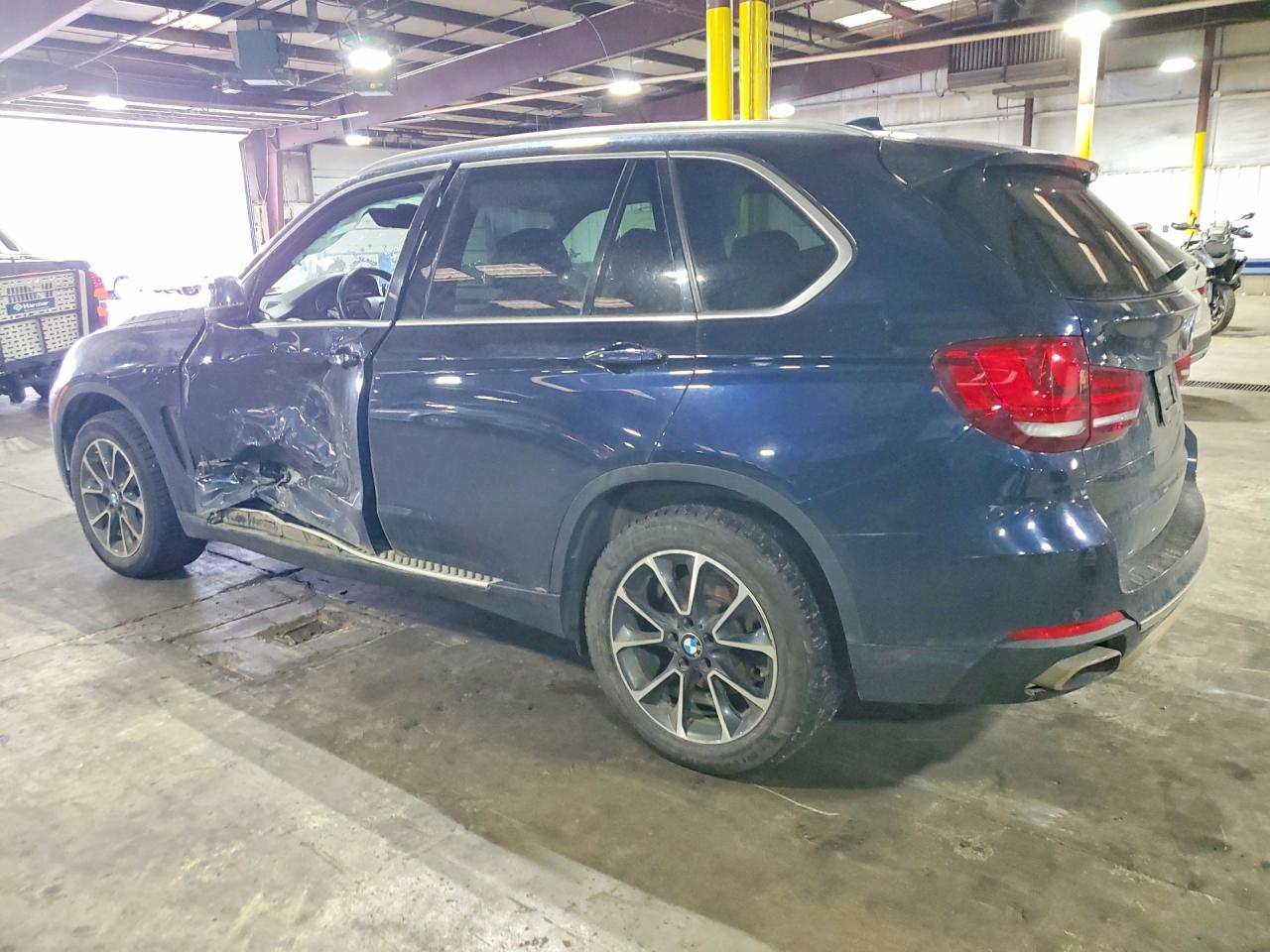 2017 BMW X5 XDRIVE50I photo 2