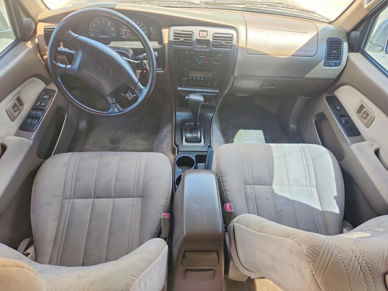 2002 TOYOTA 4RUNNER SR5 photo 15
