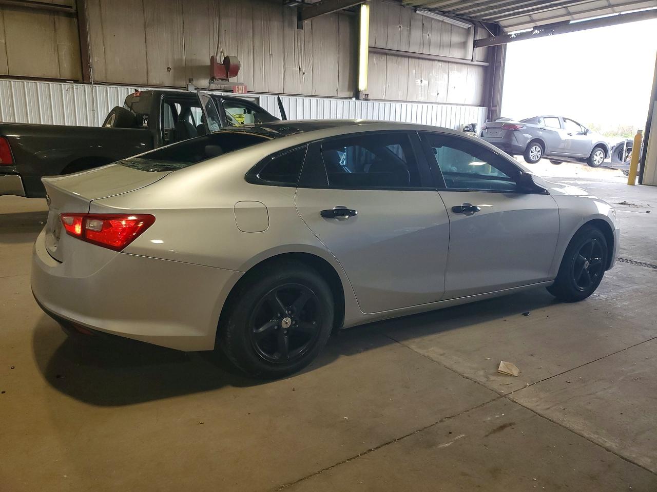 2016 CHEVROLET MALIBU LS photo 5