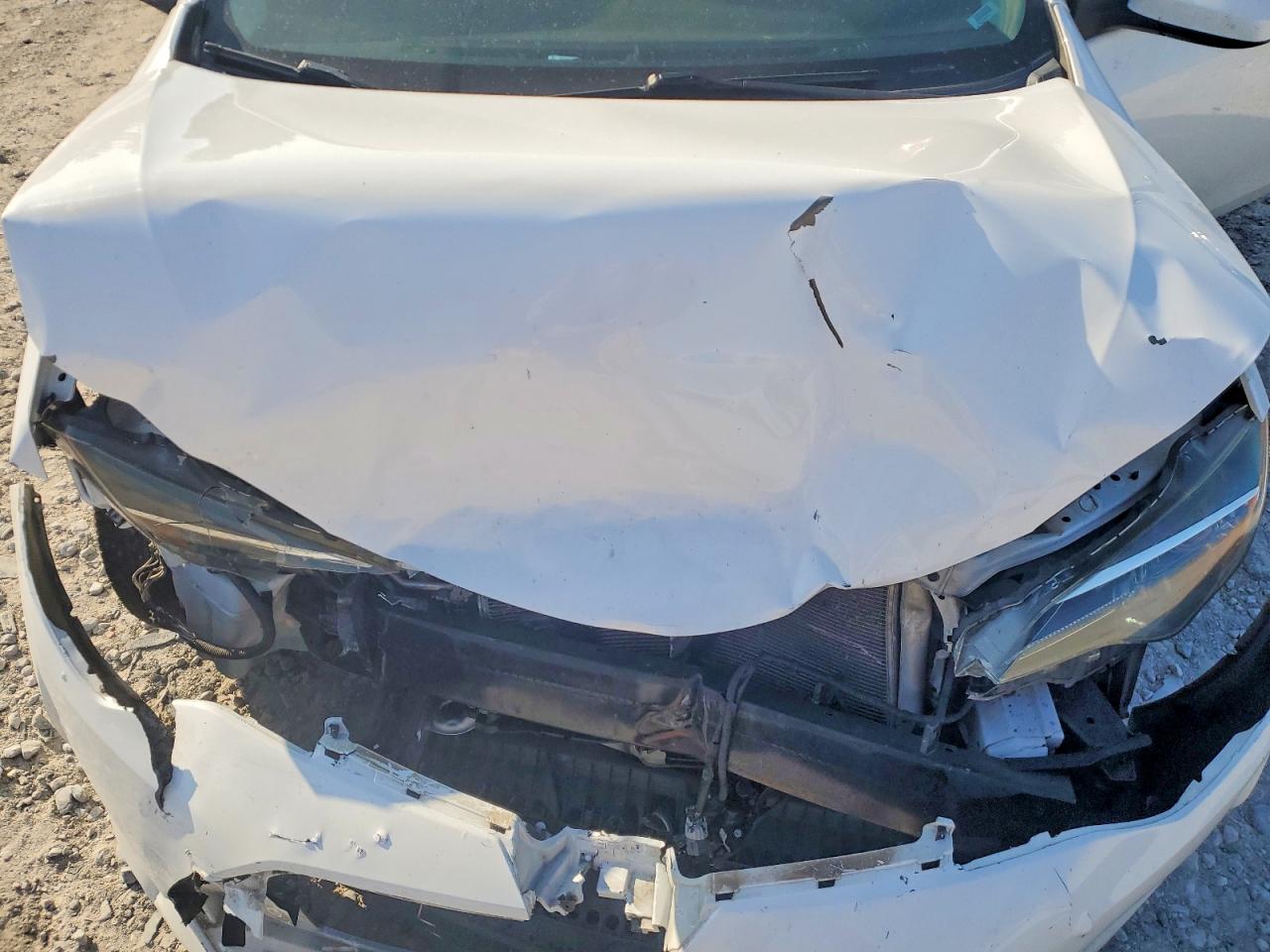 2019 TOYOTA COROLLA LE photo 21