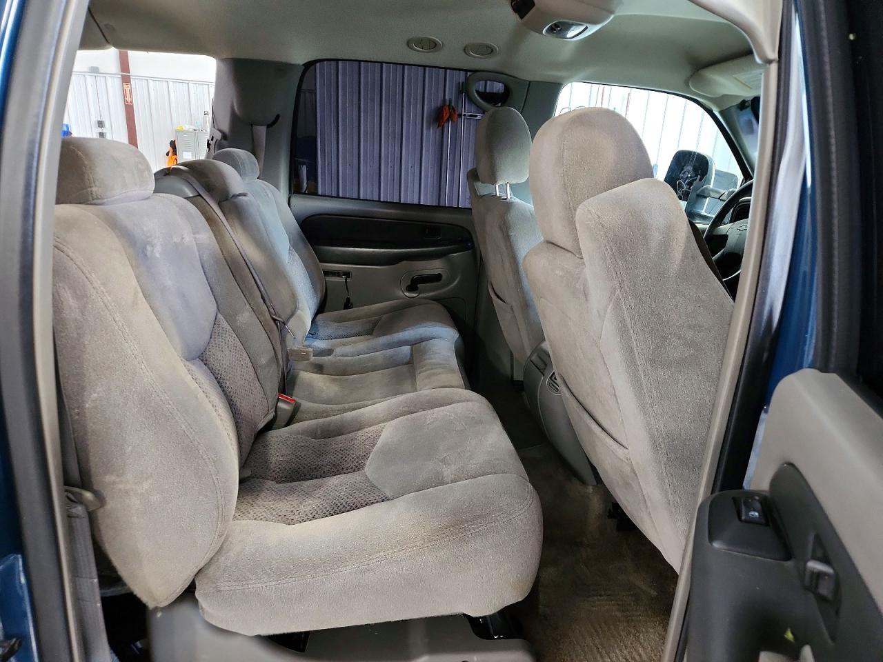 2003 CHEVROLET SUBURBAN K2500 photo 21