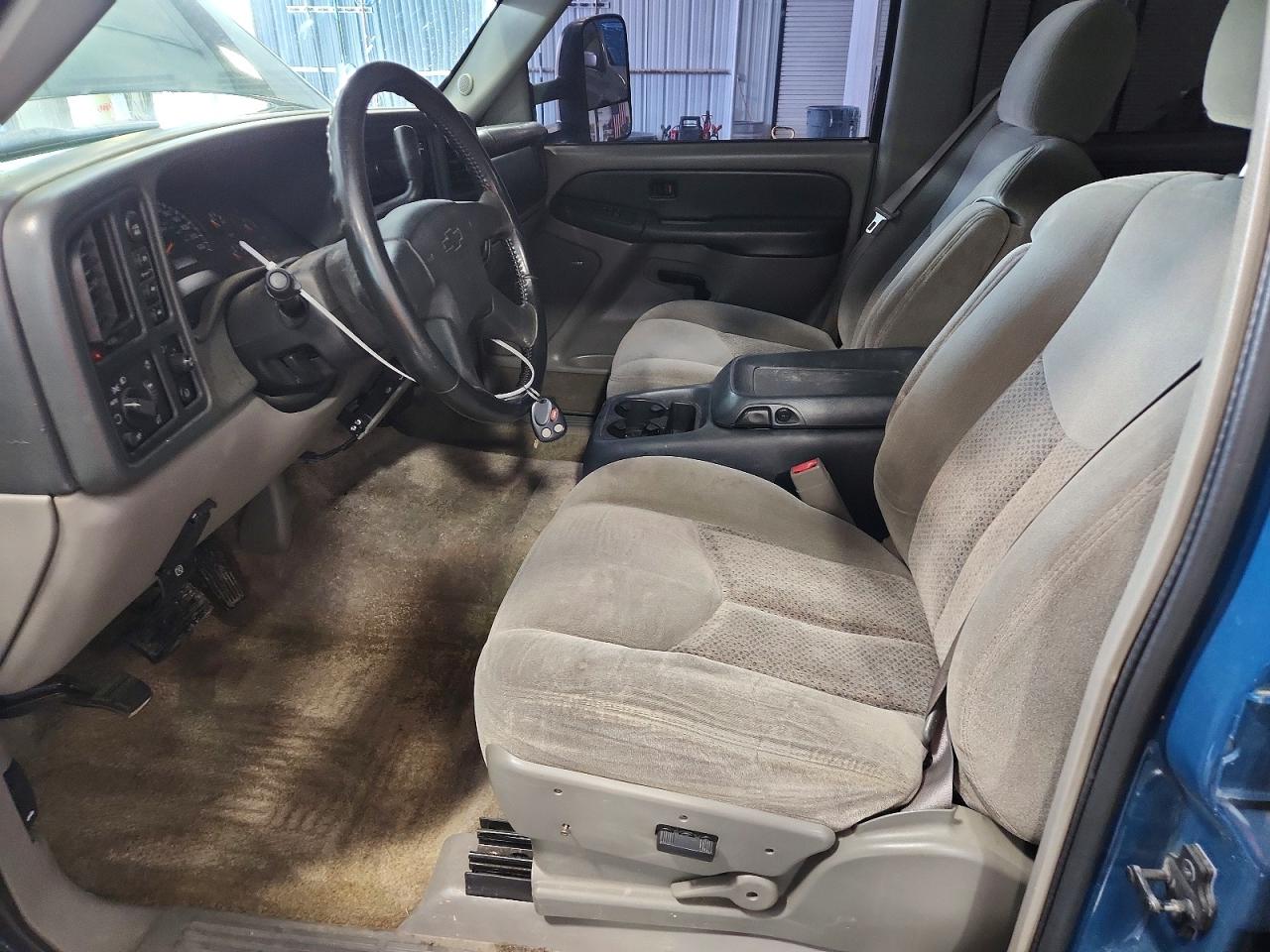 2003 CHEVROLET SUBURBAN K2500 photo 13