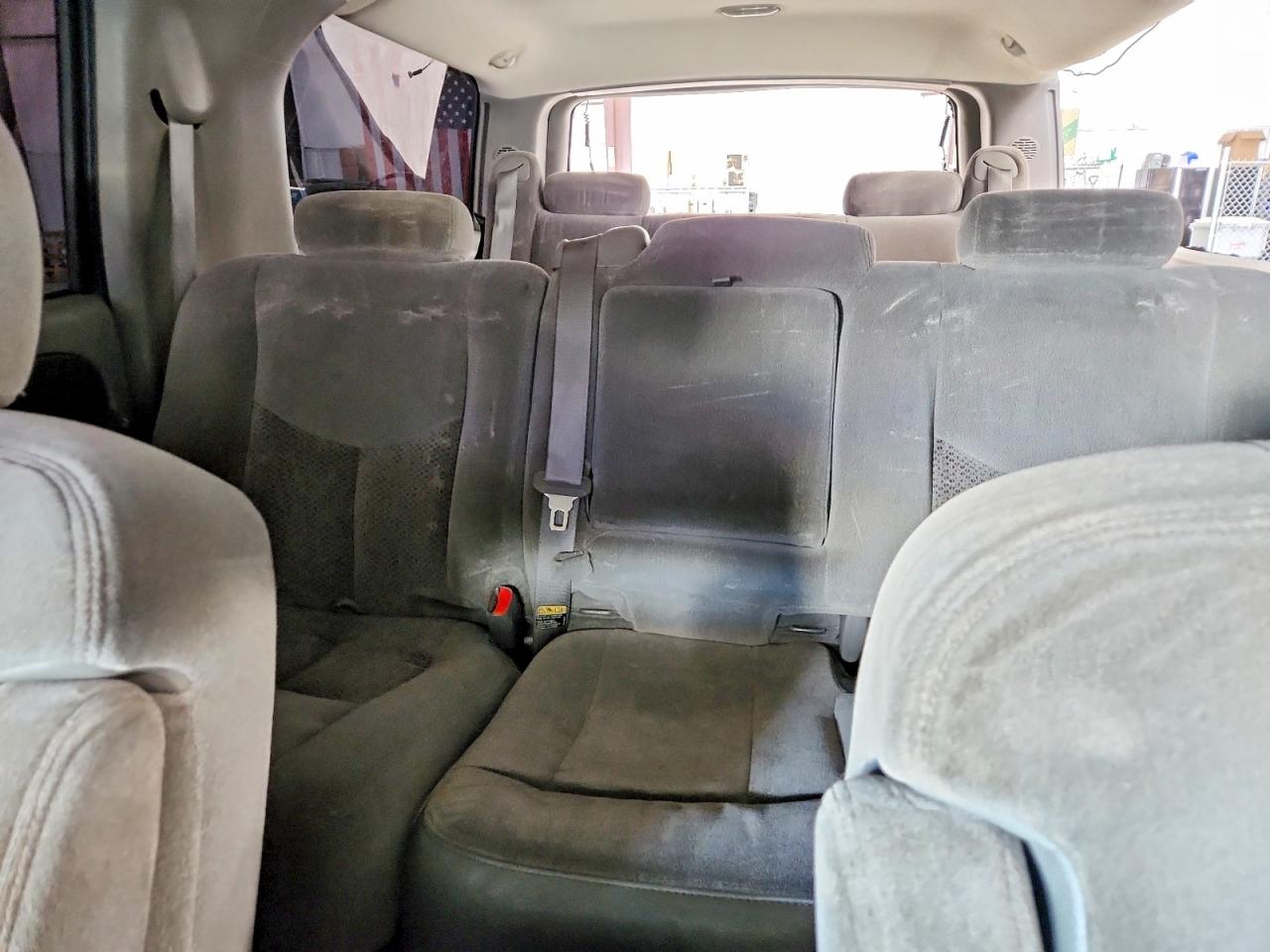 2003 CHEVROLET SUBURBAN K2500 photo 19