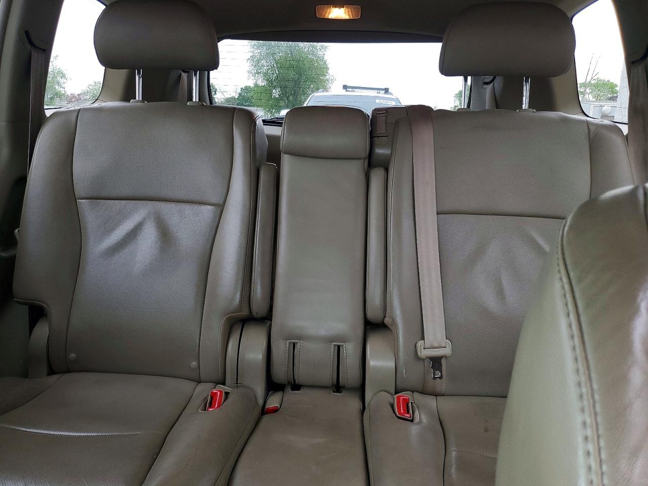 2011 TOYOTA HIGHLANDER LIMITED photo 28