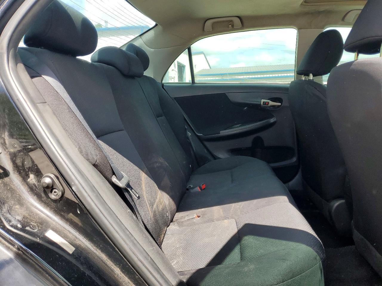 2009 TOYOTA COROLLA S photo 19