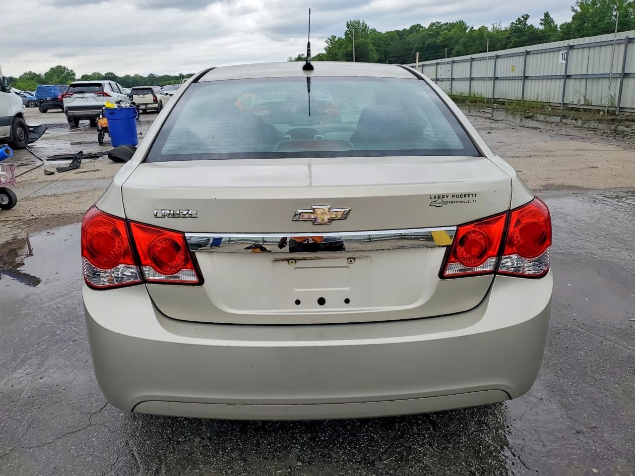 2014 CHEVROLET CRUZE LS photo 11