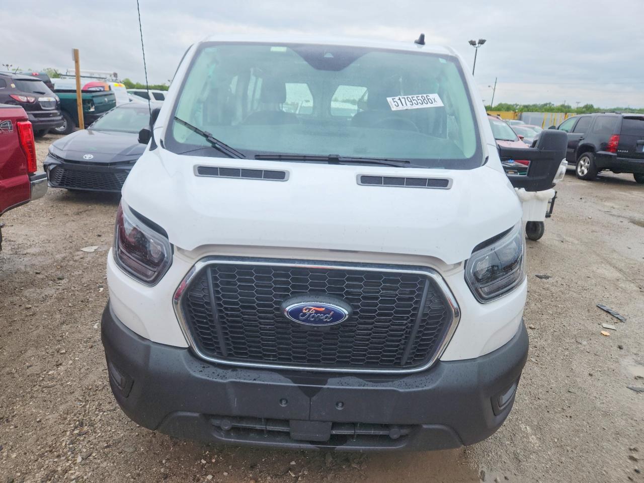 2025 FORD TRANSIT T-250 photo 13