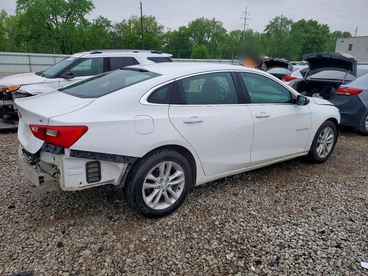 2016 CHEVROLET MALIBU LT photo 5