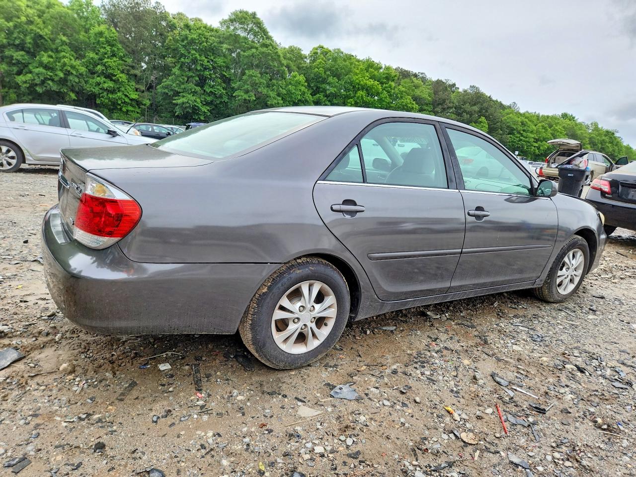 2005 TOYOTA CAMRY LE V6 photo 3