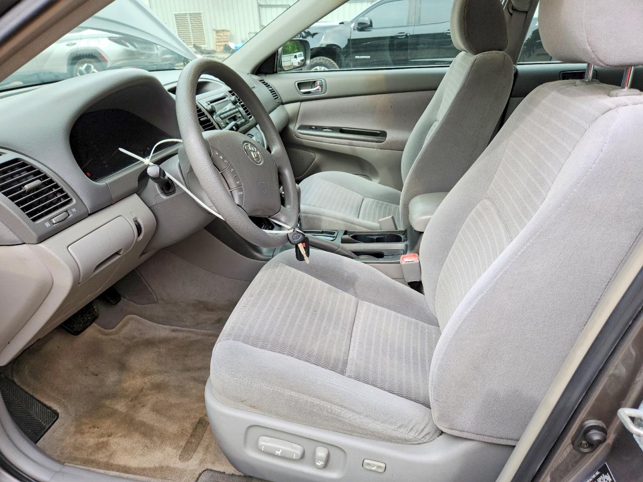 2005 TOYOTA CAMRY LE V6 photo 7