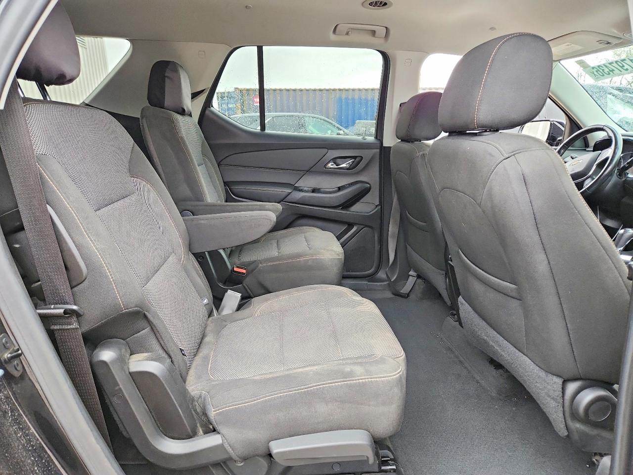 2019 CHEVROLET TRAVERSE LT photo 10
