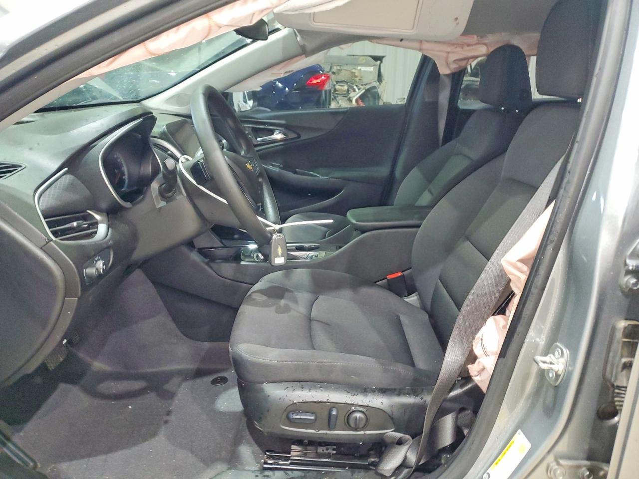 2024 CHEVROLET MALIBU LT photo 13