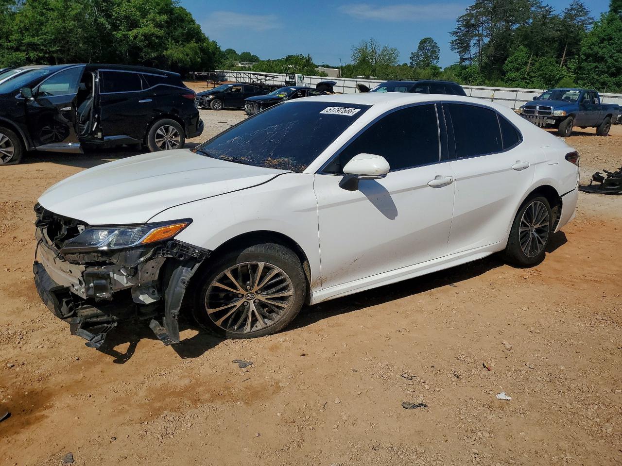 2018 TOYOTA CAMRY