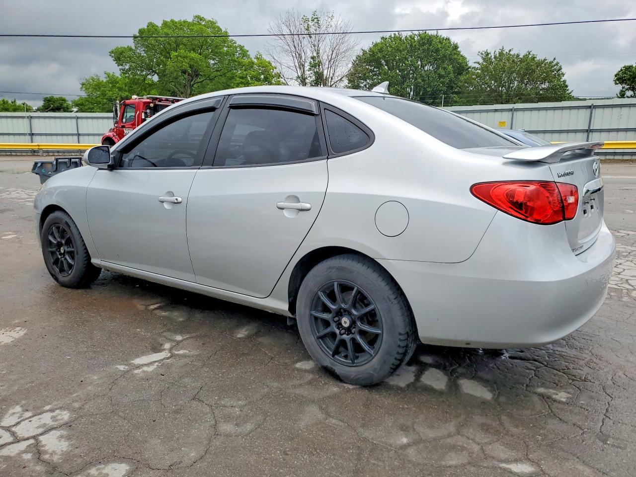 2010 HYUNDAI ELANTRA BLUE photo 2