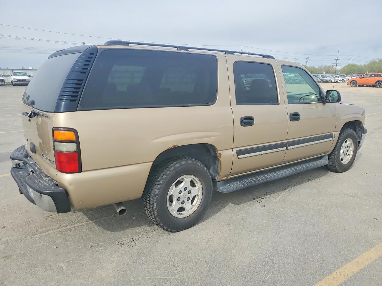 2005 CHEVROLET SUBURBAN K1500 photo 3