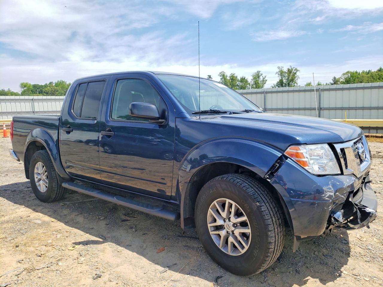 2019 NISSAN FRONTIER SV photo 7