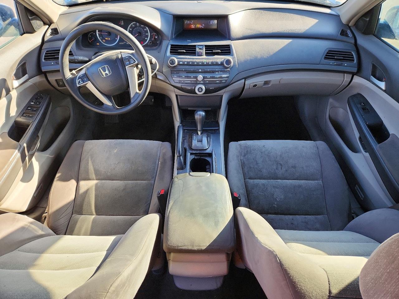 2008 HONDA ACCORD LX photo 8