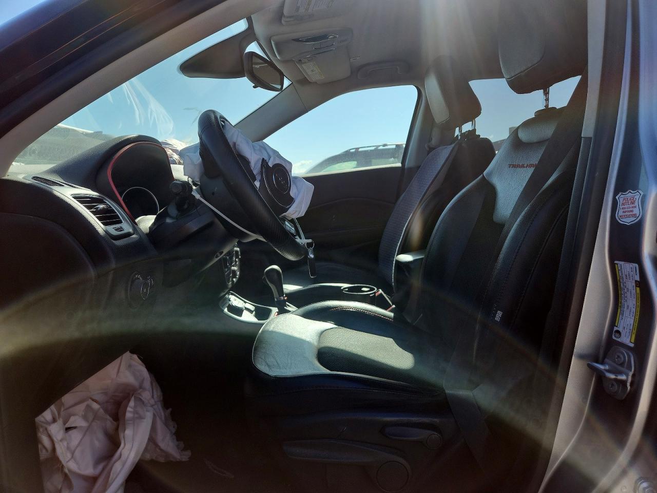 2019 JEEP COMPASS TRAILHAWK photo 7