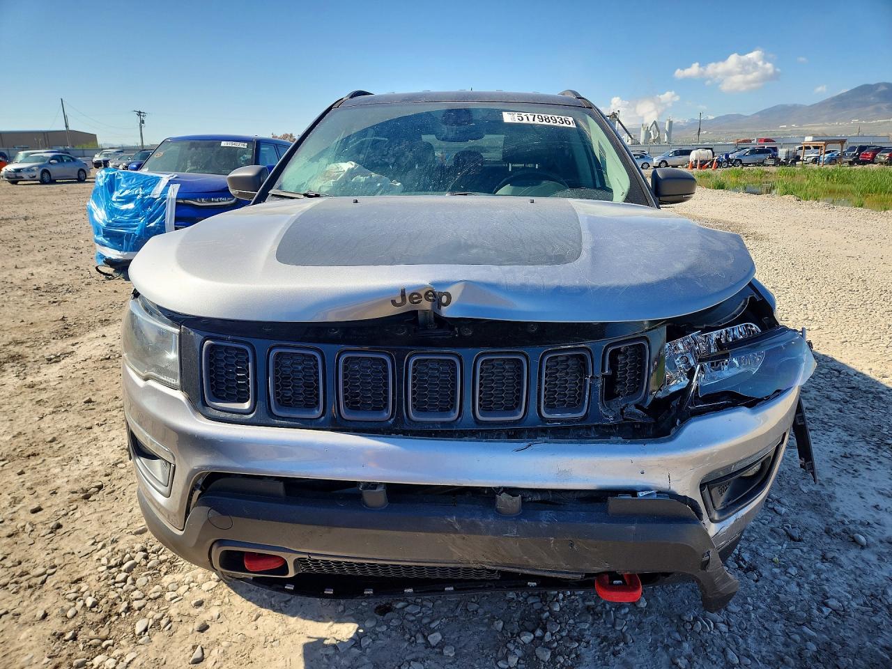 2019 JEEP COMPASS TRAILHAWK photo 5