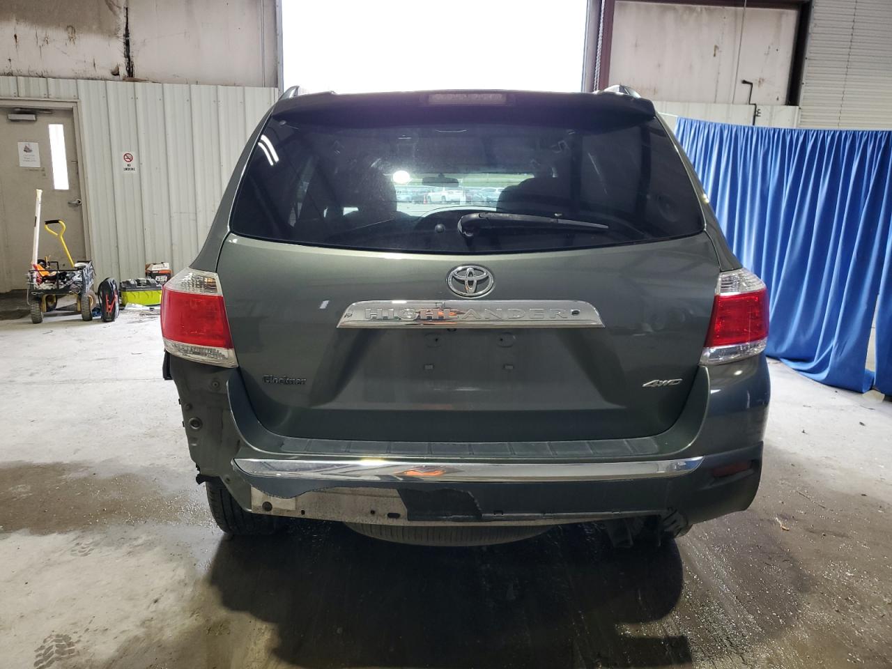 2013 TOYOTA HIGHLANDER PLUS photo 16
