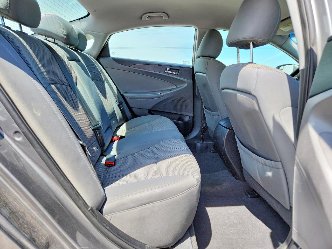 2014 HYUNDAI SONATA GLS photo 10