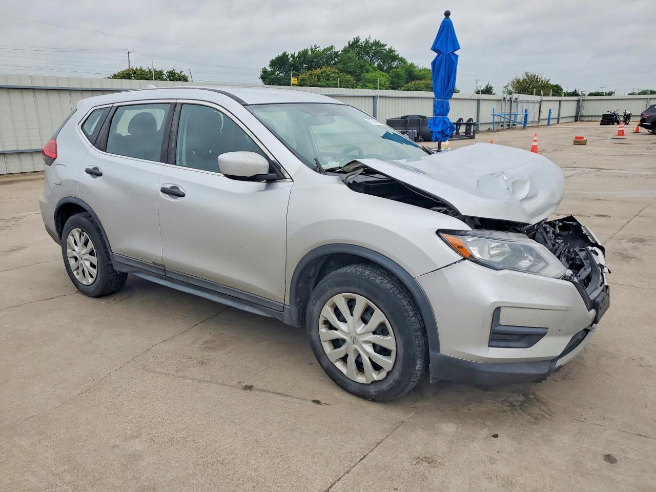 2017 NISSAN ROGUE S photo 10