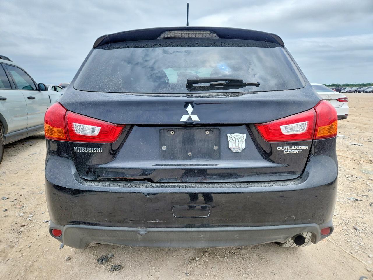 2014 MITSUBISHI OUTLANDER SPORT ES photo 11