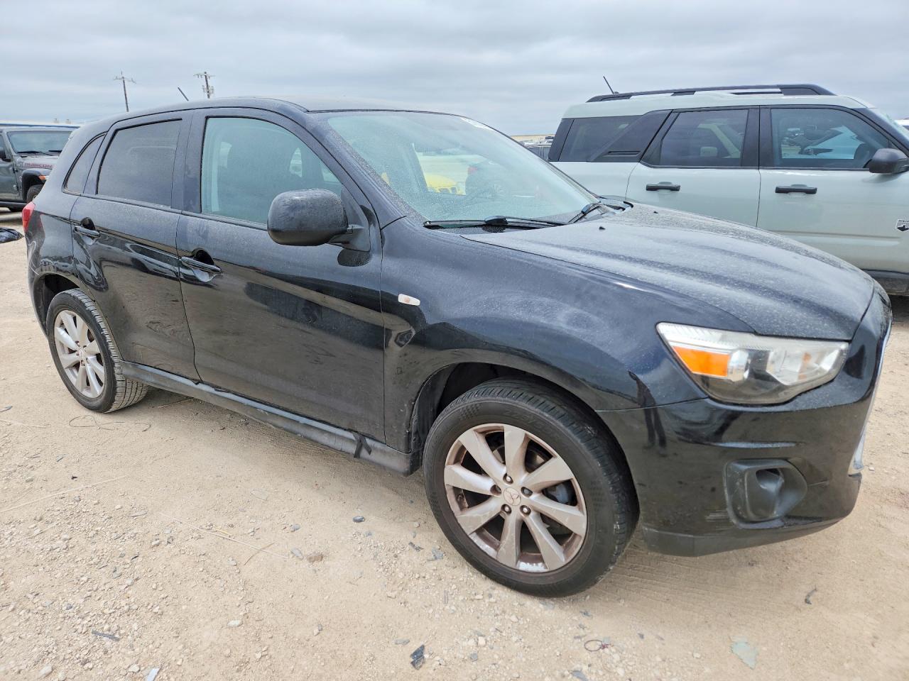 2014 MITSUBISHI OUTLANDER SPORT ES photo 7