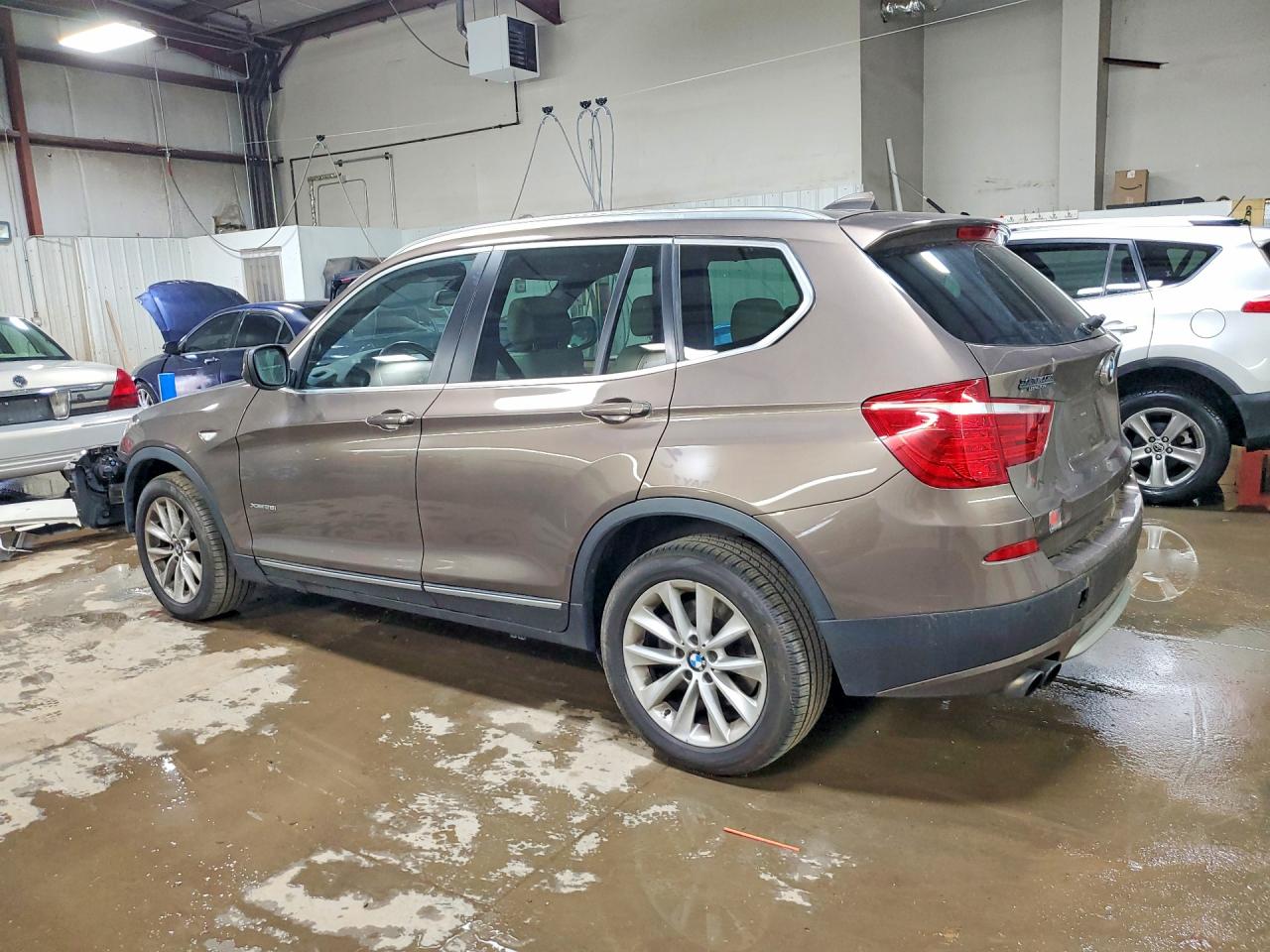 2013 BMW X3 XDRIVE28I photo 3