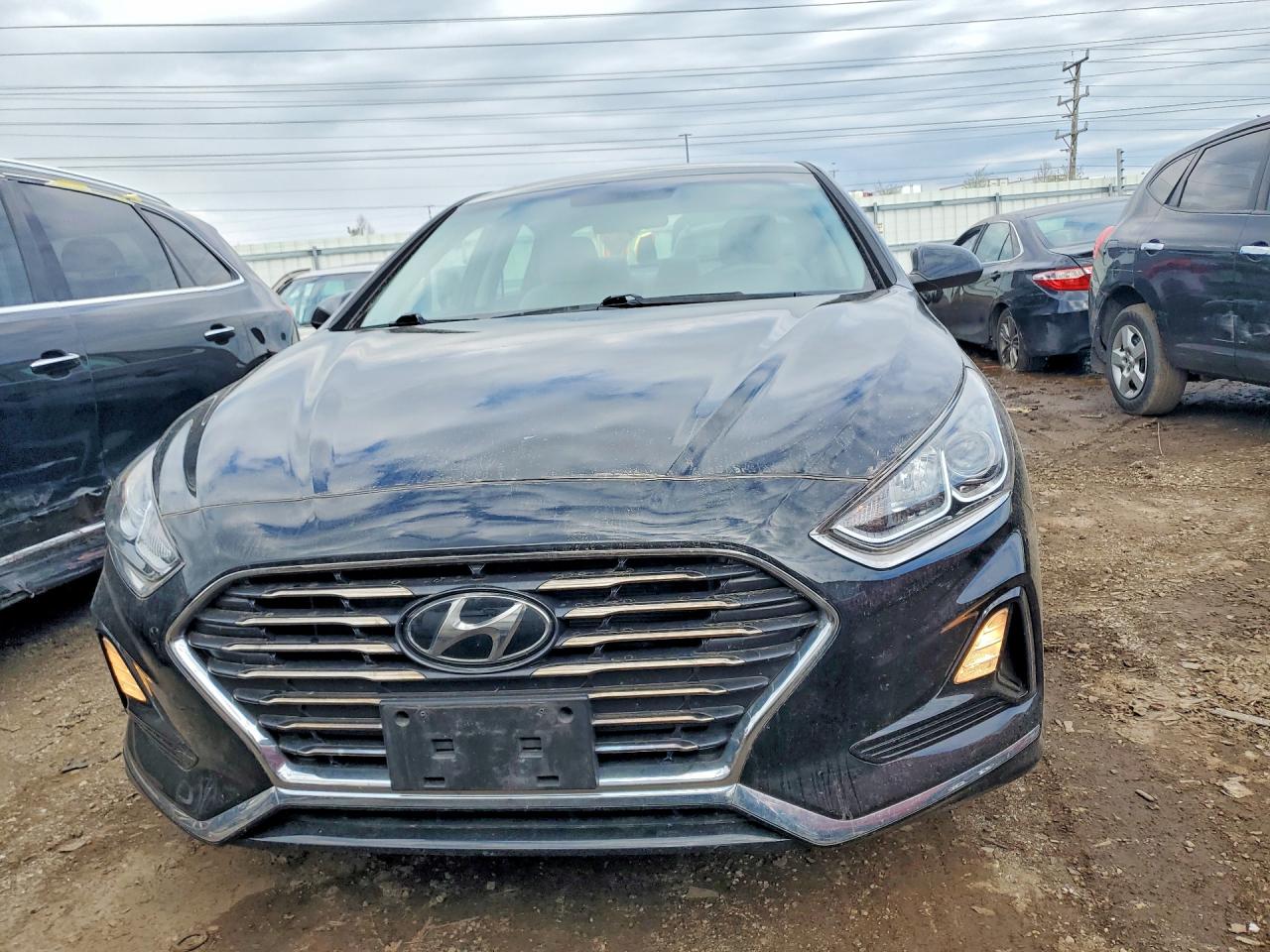 2018 HYUNDAI SONATA SE photo 9