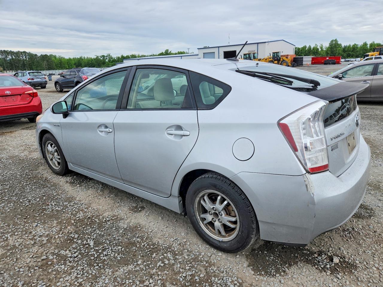2010 TOYOTA PRIUS II photo 4