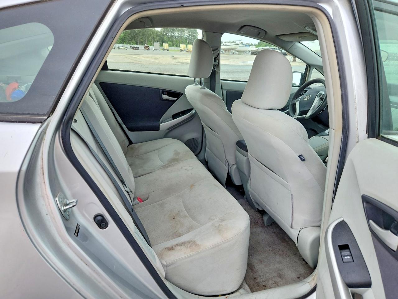 2010 TOYOTA PRIUS II photo 31